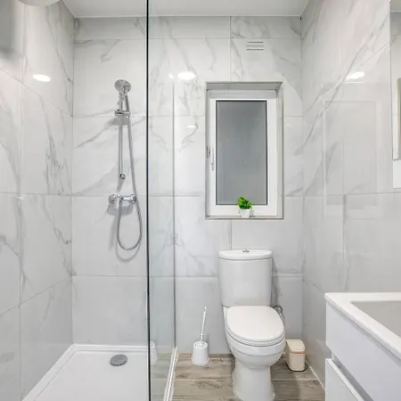 Modern 2-br With Views Of Valletta Pietà