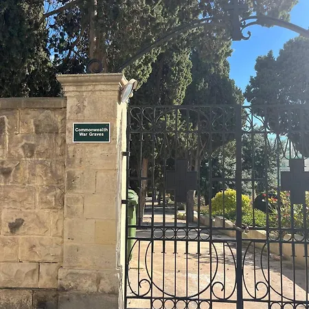 Modern 2-br With Views Of Valletta Lejlighed *